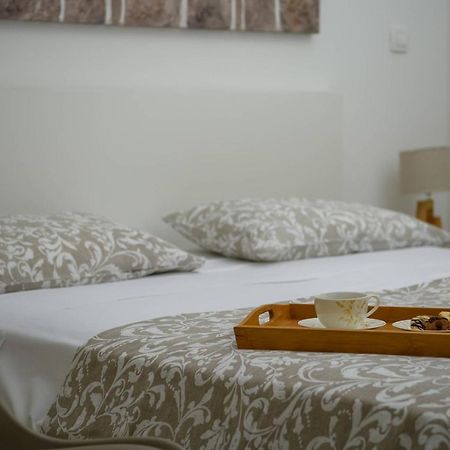 Villa Dora Pula Eksteriør billede