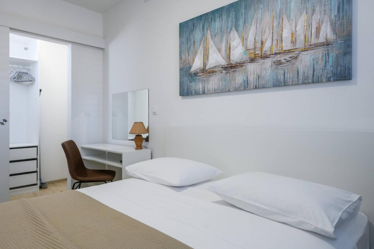 Villa Dora Pula Eksteriør billede